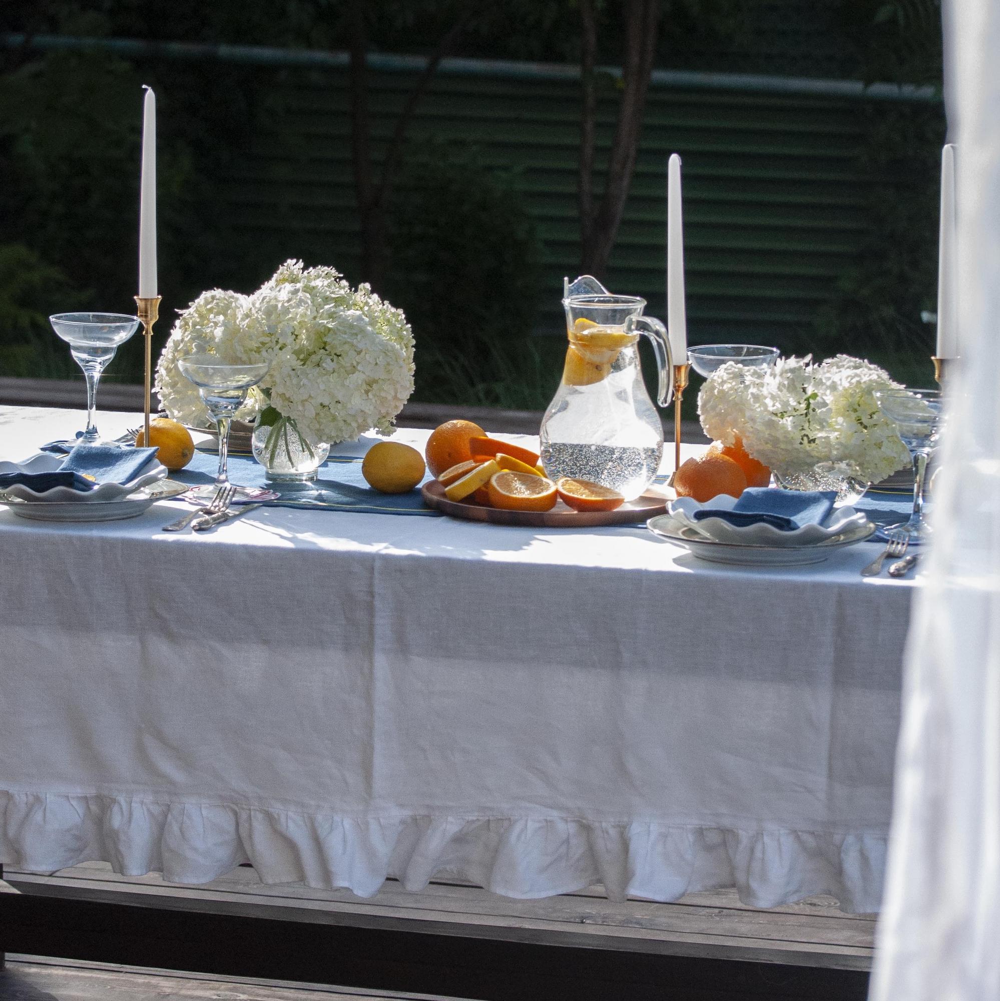 Скатерть оттенок Белый с рюшей