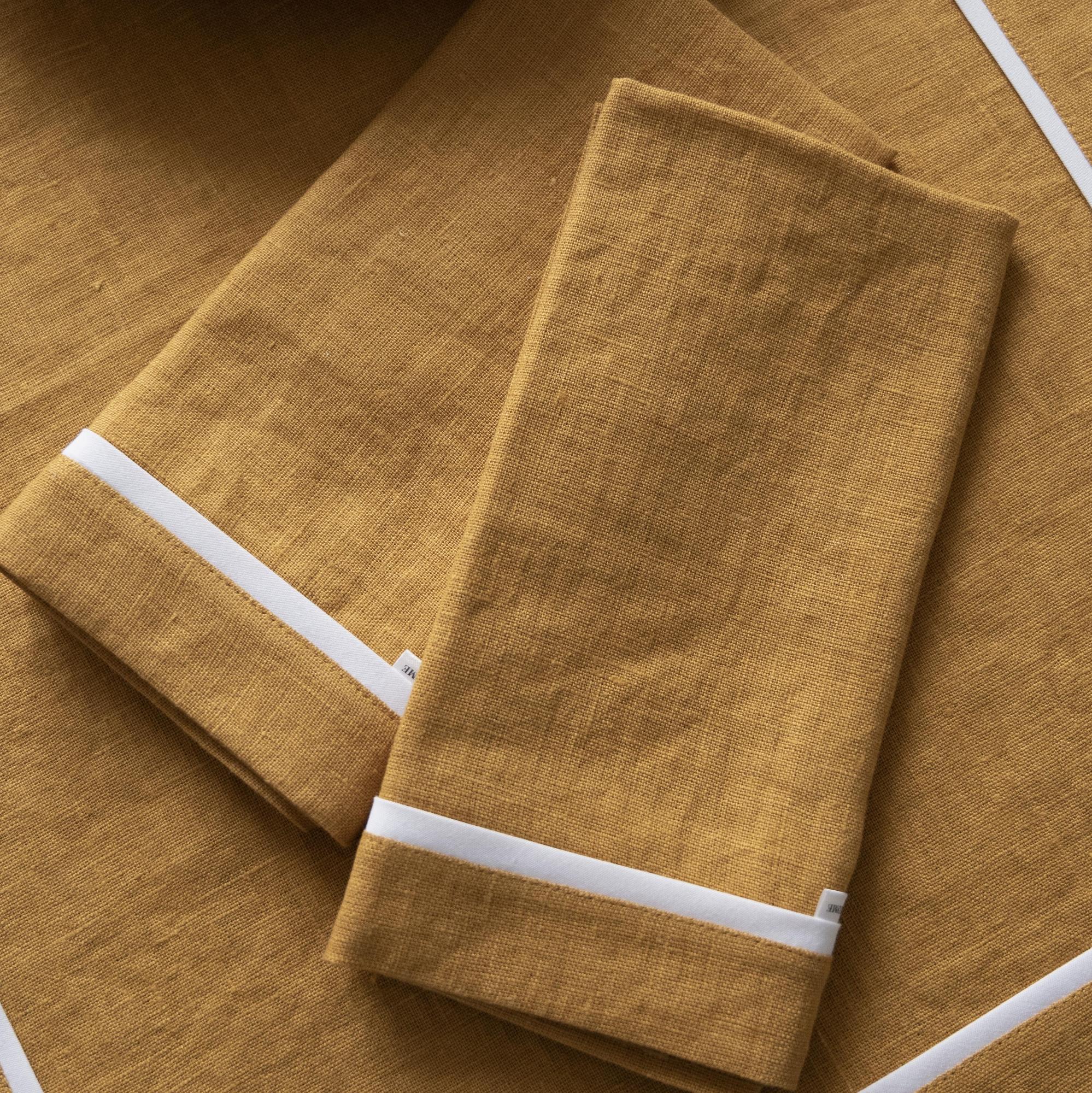 Комплект салфеток оттенок Горчица с кантом