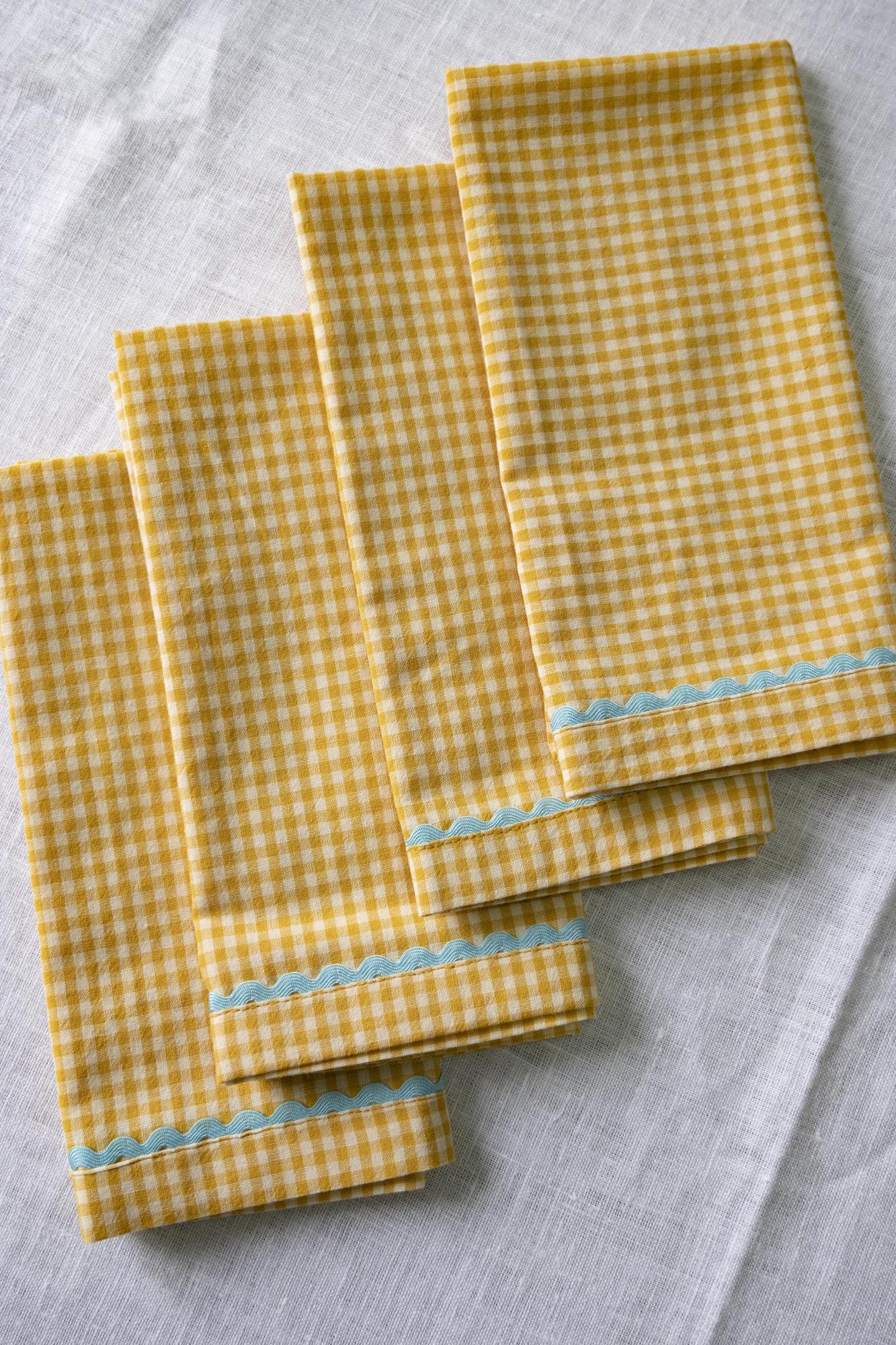 Комплект салфеток желтая клетка с кантом