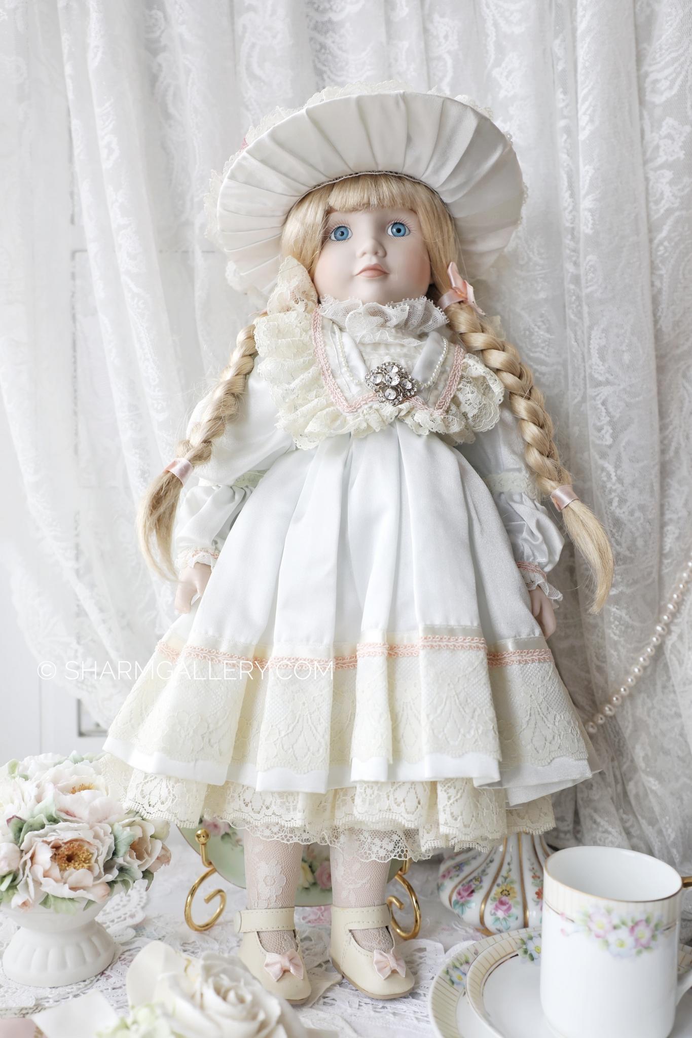 Мир кукол Игрушка Кукла. Почтальон Галя/45 см ЛЕН45-34 Россия