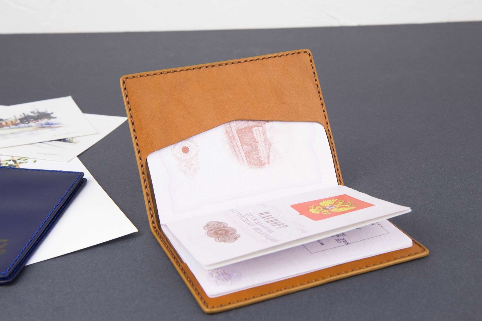 Обложки на паспорт с принтом на заказ в Москве: печать фото и рисунка на чехле для загранпаспорта