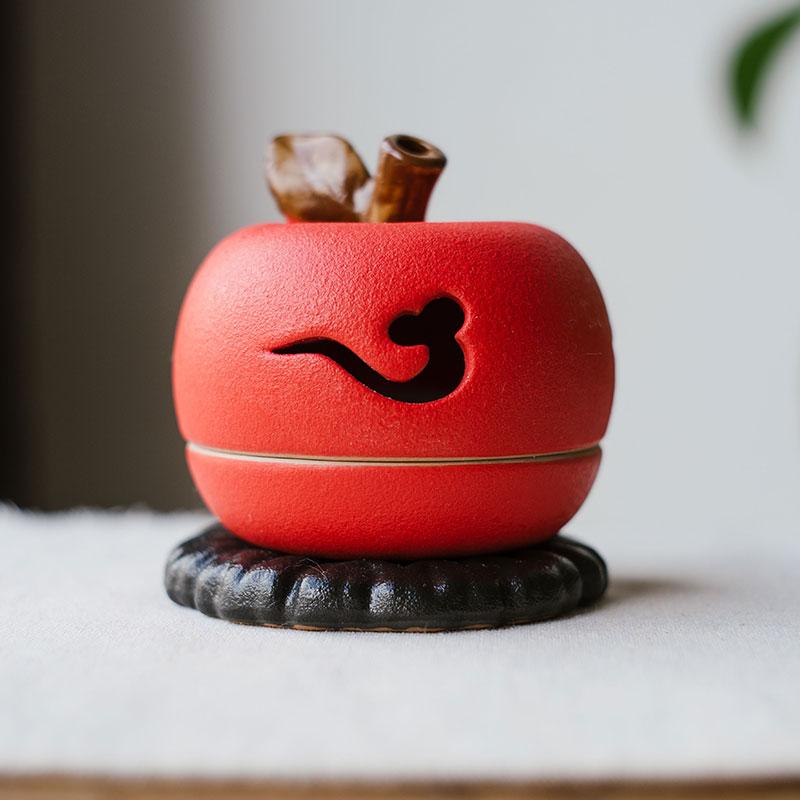 Курильниця у формі яблука