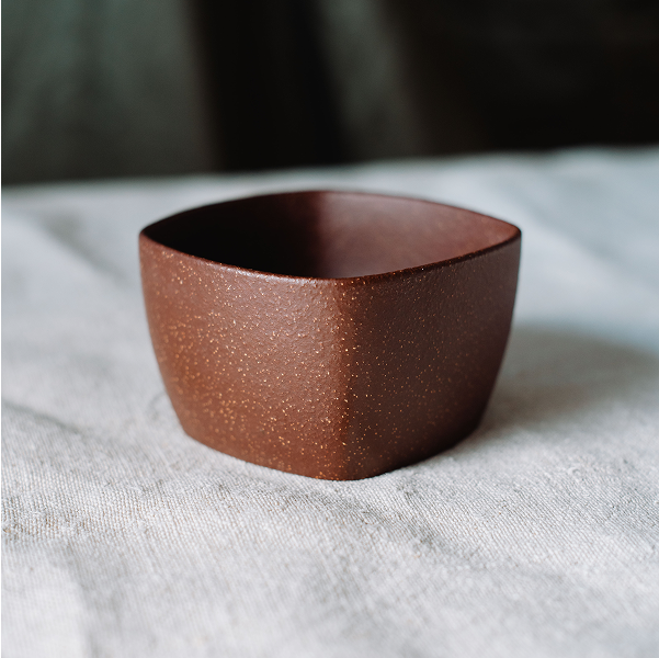 Піала з ісинської глини Могутні скелі, 120 мл