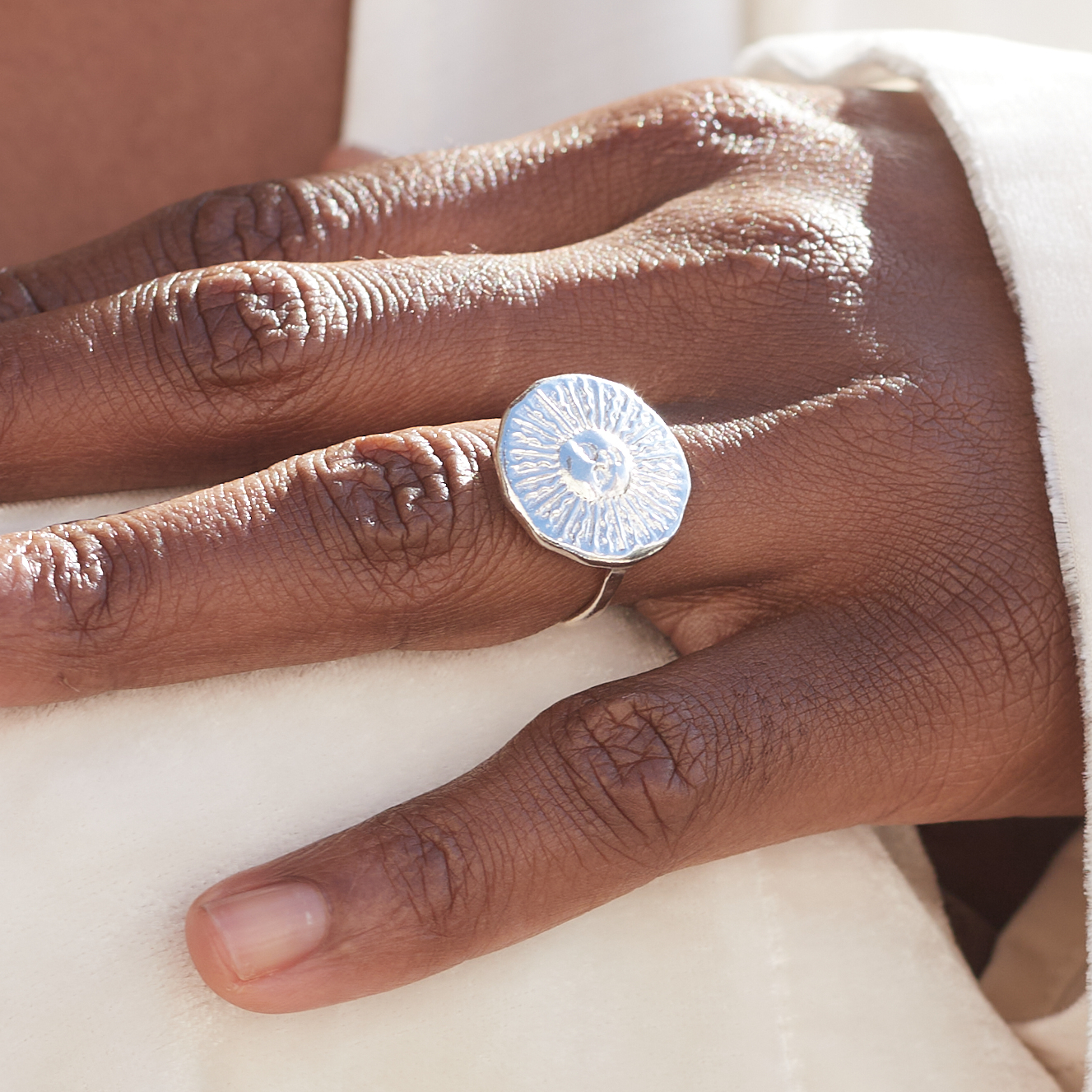 Кольцо Солнце серебро, 16,5р