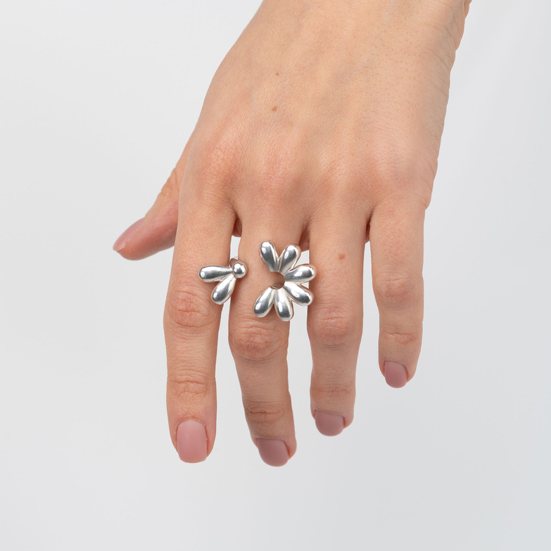 Кольцо "Любит - не любит"