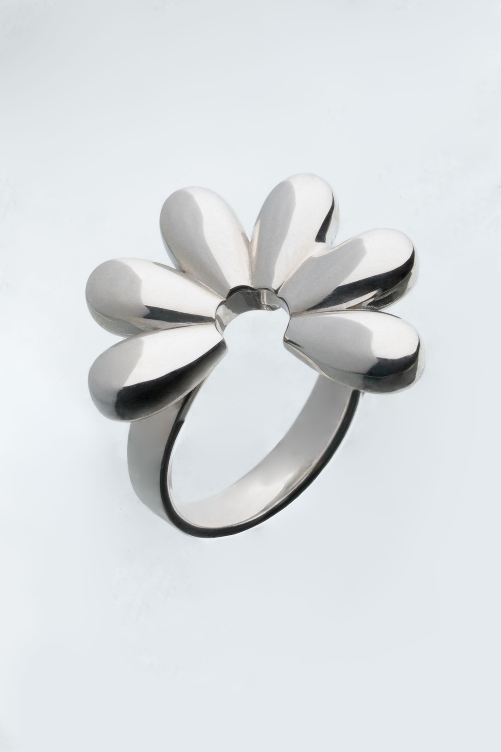 Кольцо "Шесть лепестков"