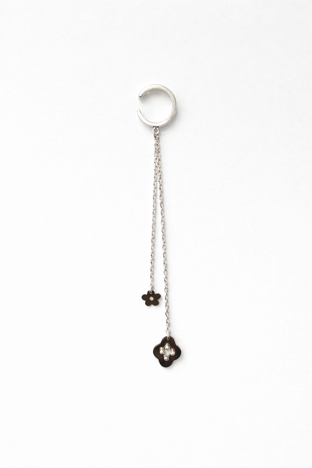 Кафф с длинной подвеской