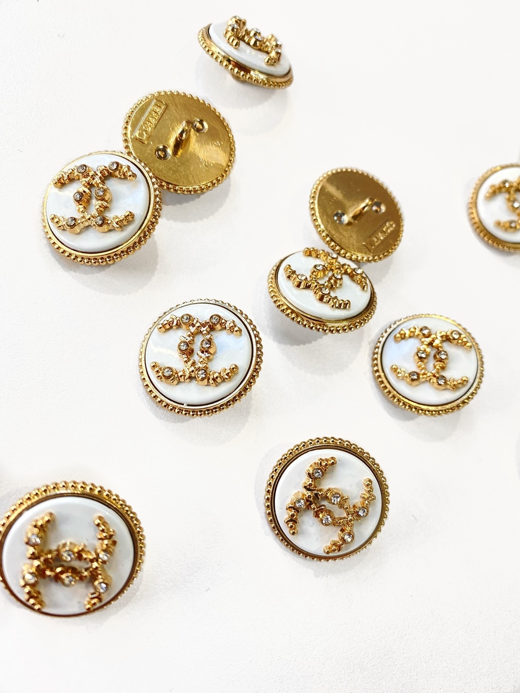 Button 20 mm , metal