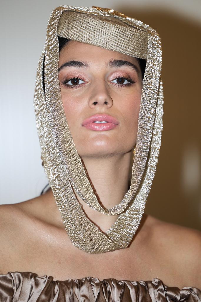 YOUR STYLING SESSION H&M on WORKING DAYS in House