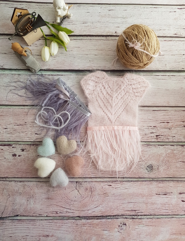 Skirt feathers straus