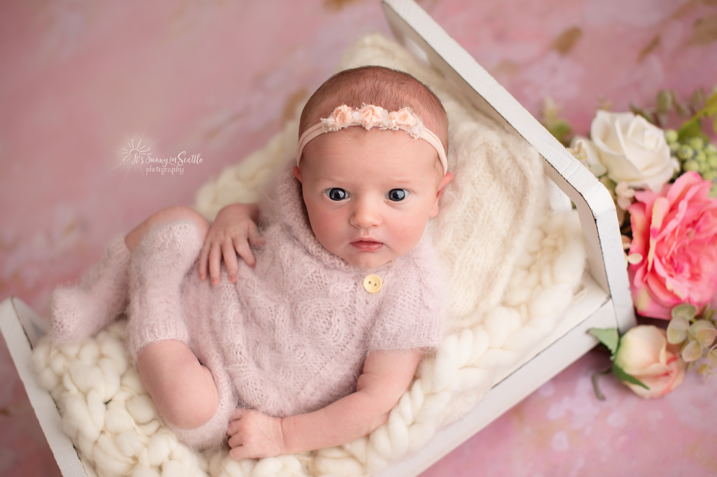 Jacket with braid, short sleeves and 3 buttons