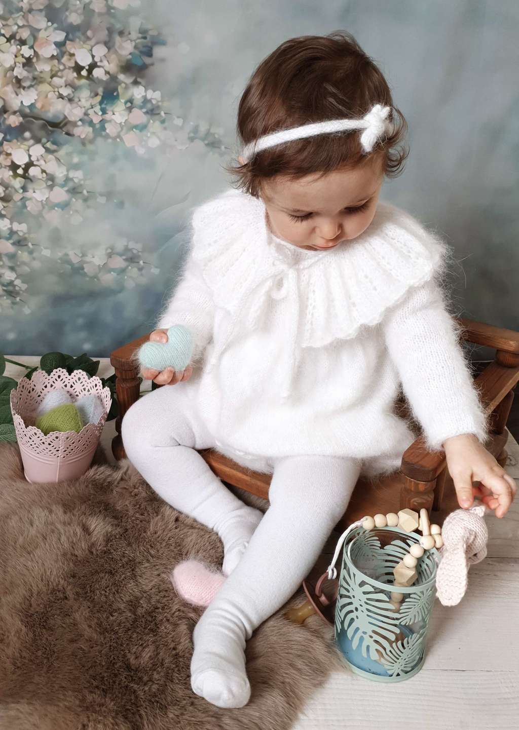 Body with  long sleeves and Collar for Kids