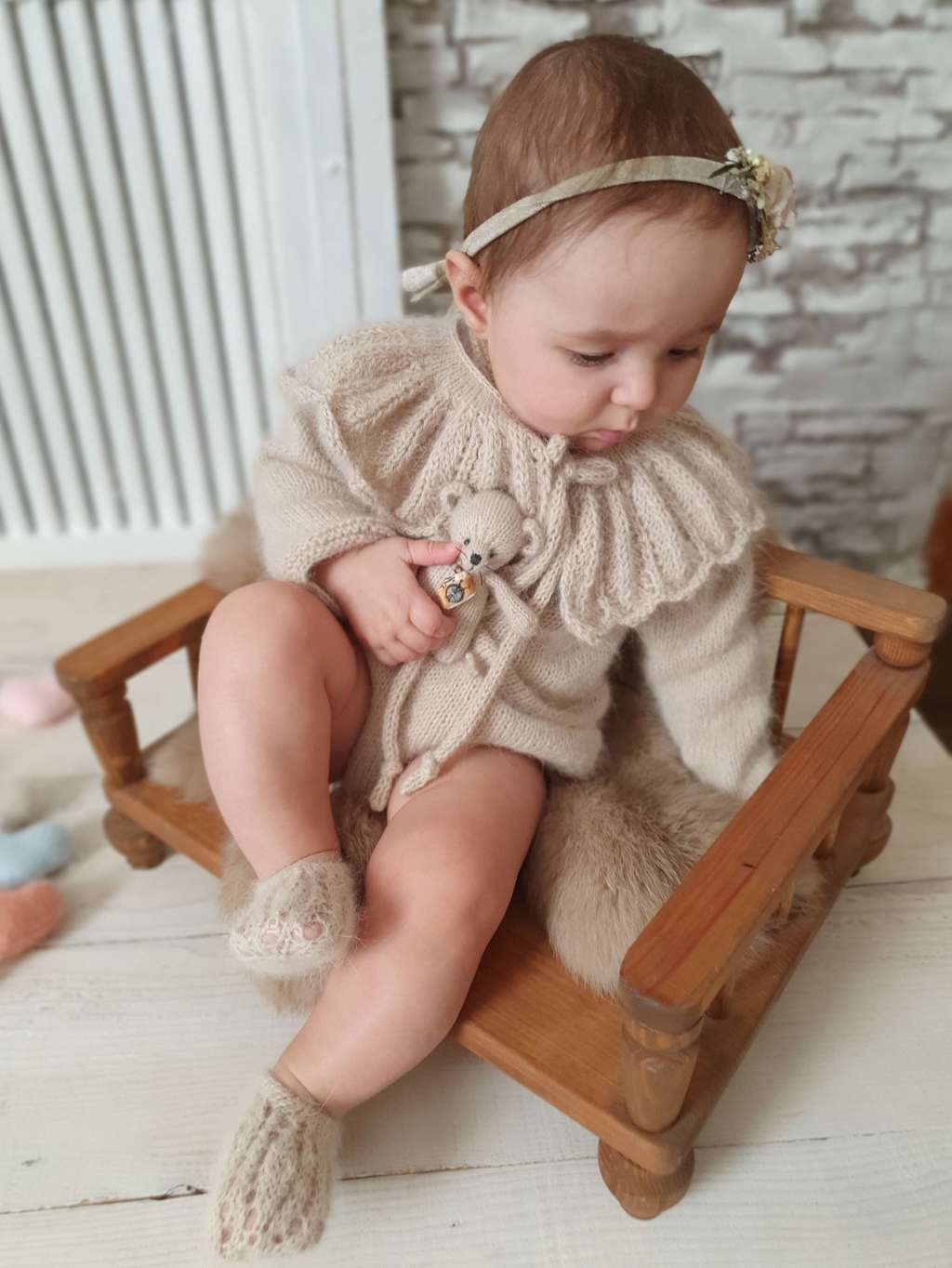 SET Body, Collar, Ballet shoes and Toy  for Kids