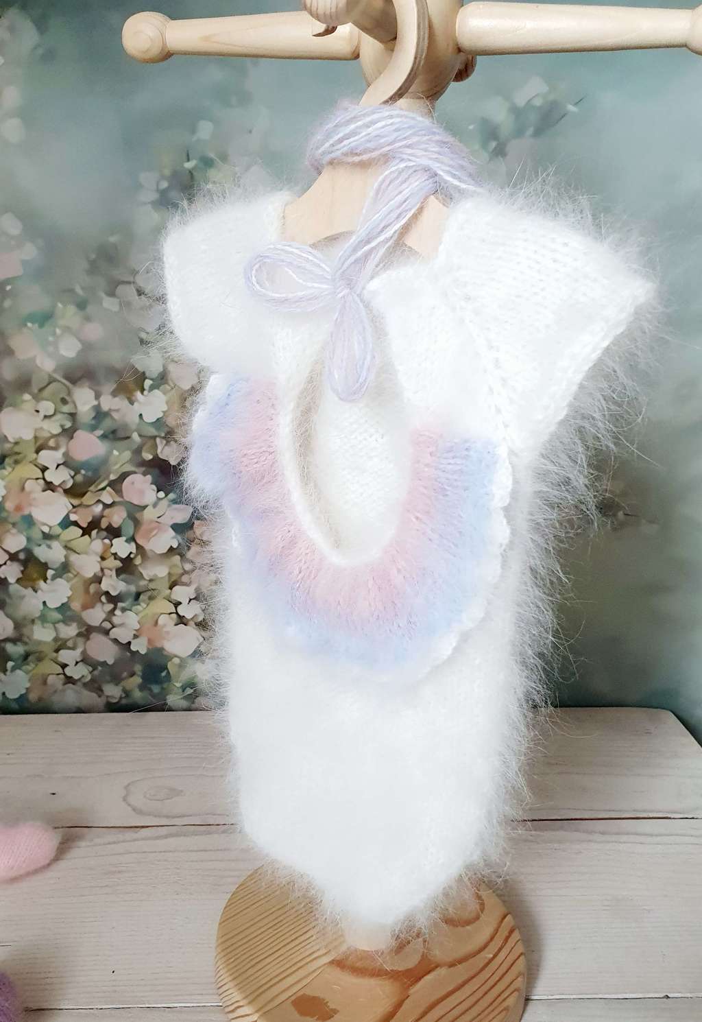 Body  with drop neckline and rainbow-ruffle back