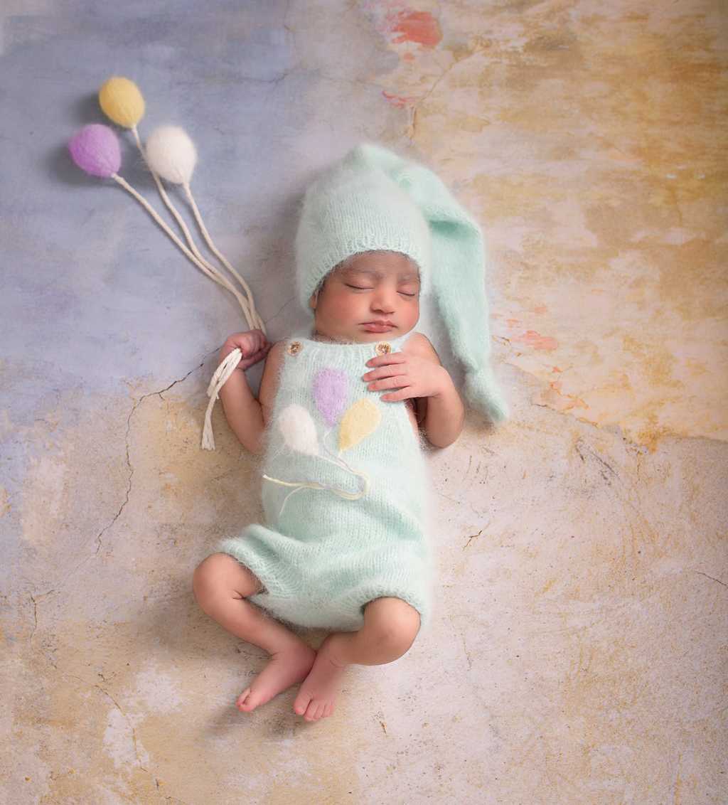 Overalls with straps and with Balloons