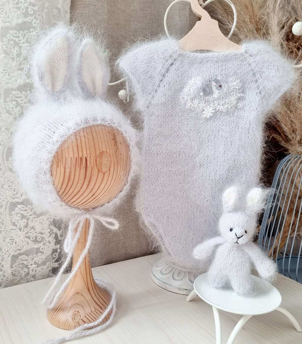 SET Bunny standing ears