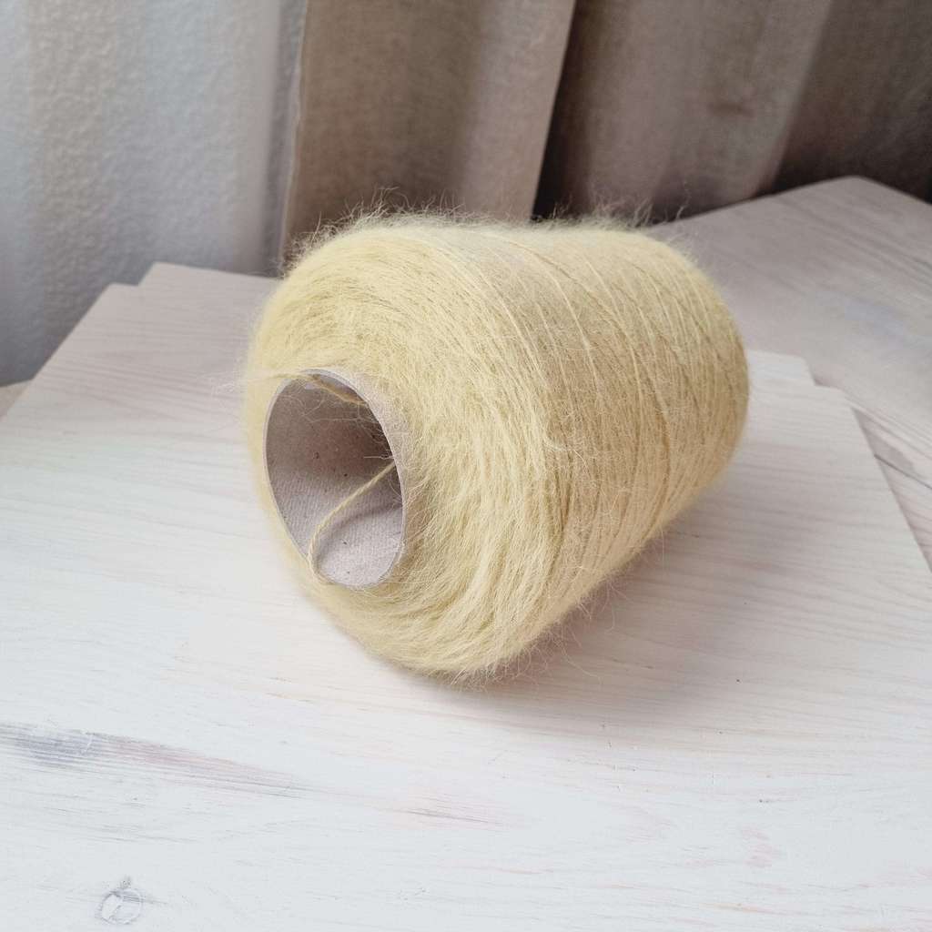 Angora Wool Filati 90% light green