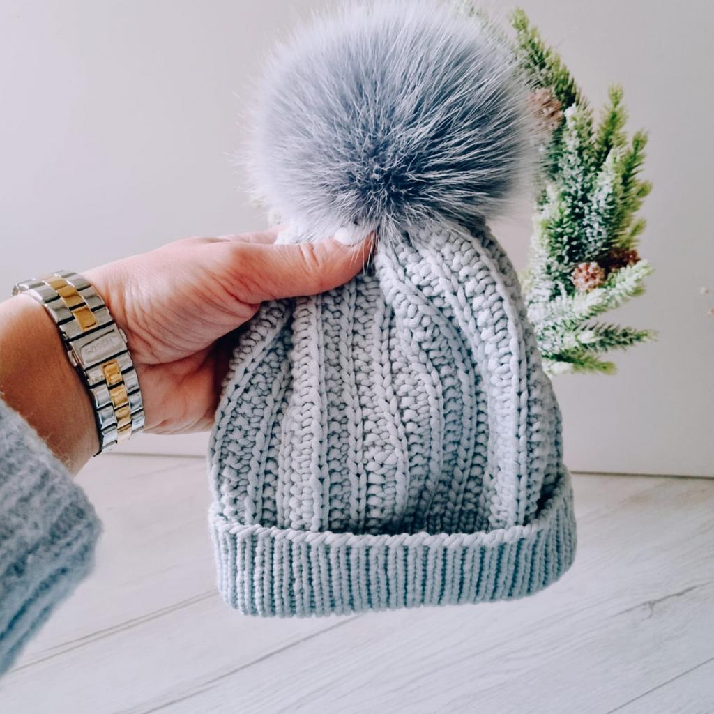 Cap Cashseta for kids with Pompon