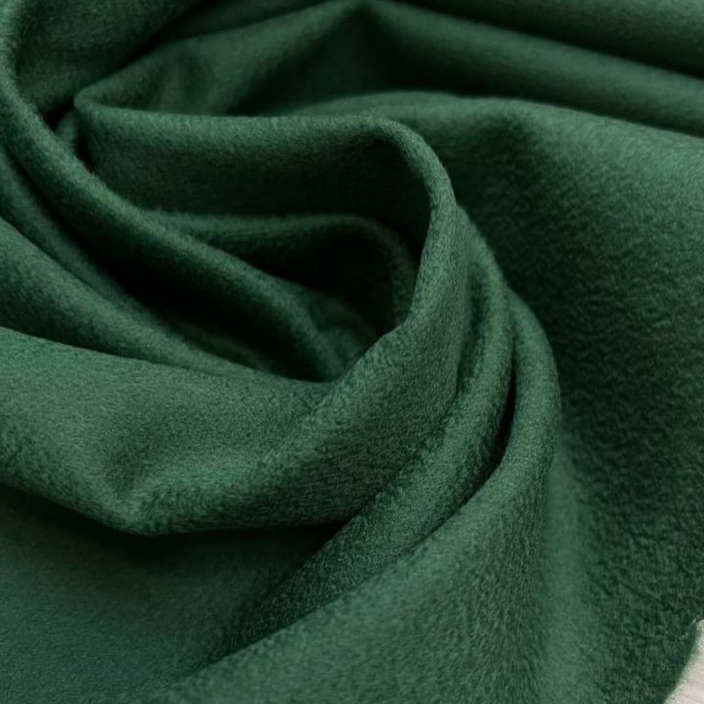 Костюмно-плательный кашемир с шерстью изумрудный L0ro Pi@na