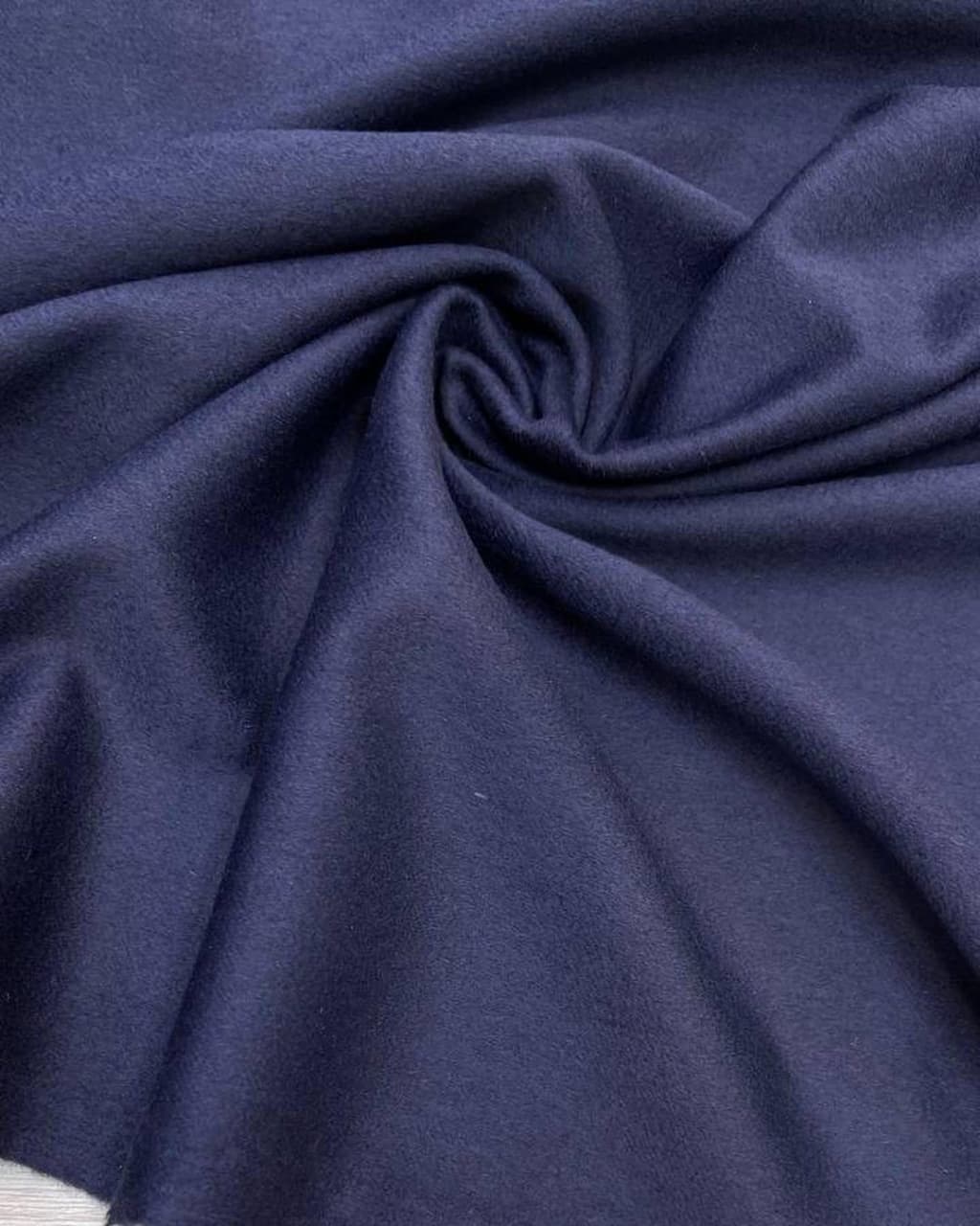 Костюмно-плательный кашемир с шерстью темно-синий L0ro Pi@na