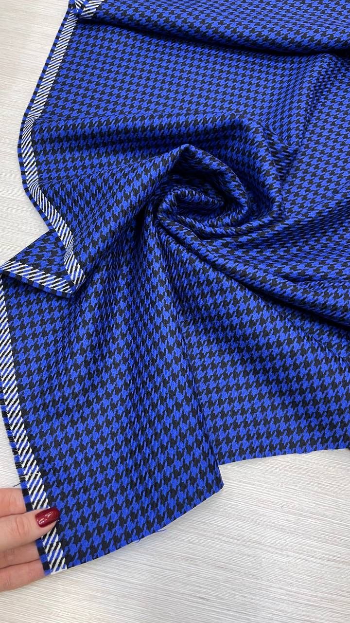 3.52 Шерсть костюмная в гусиную лапку черно-синяя