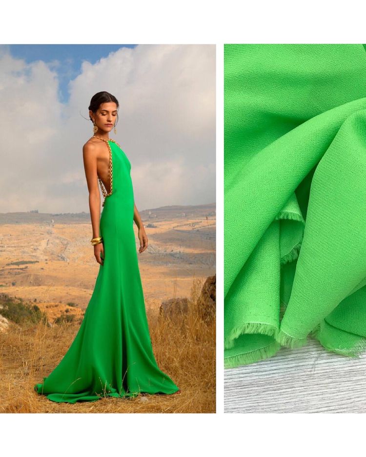 Вискозный креп плательно-блузочный зеленого неонового цвета