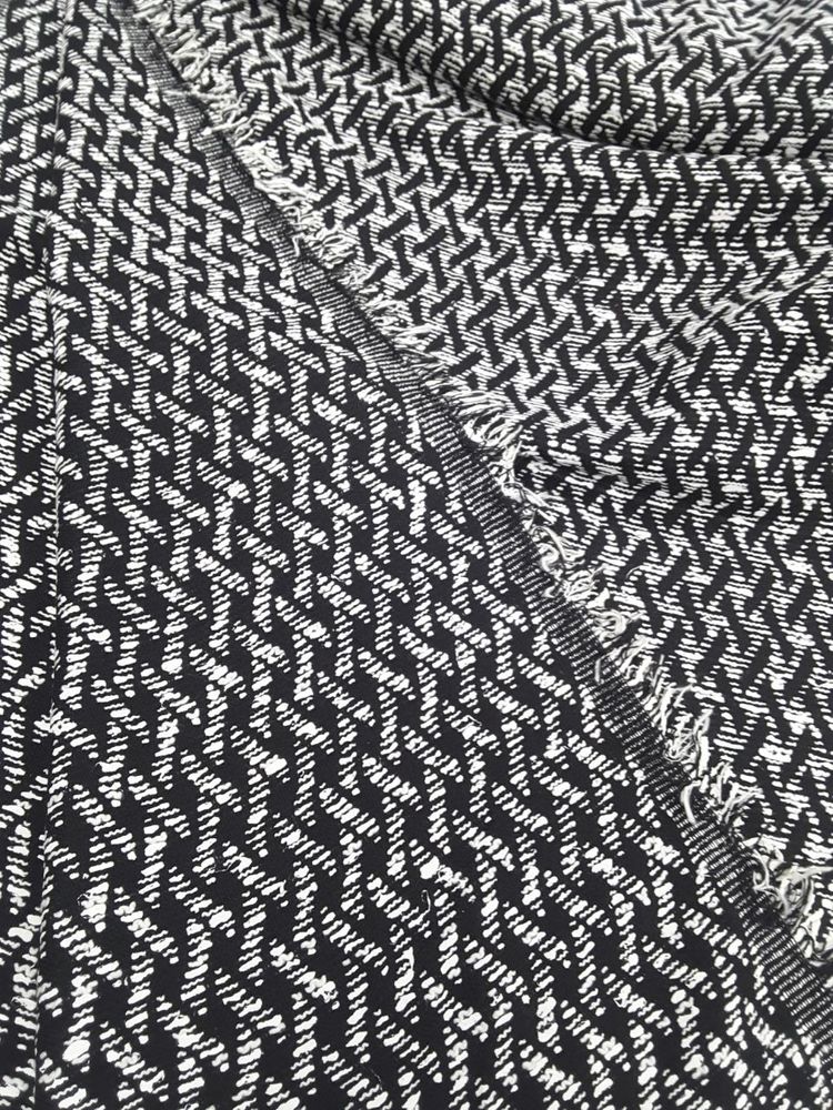 Твид хлопковый с вискозой черно-белый зигзаг