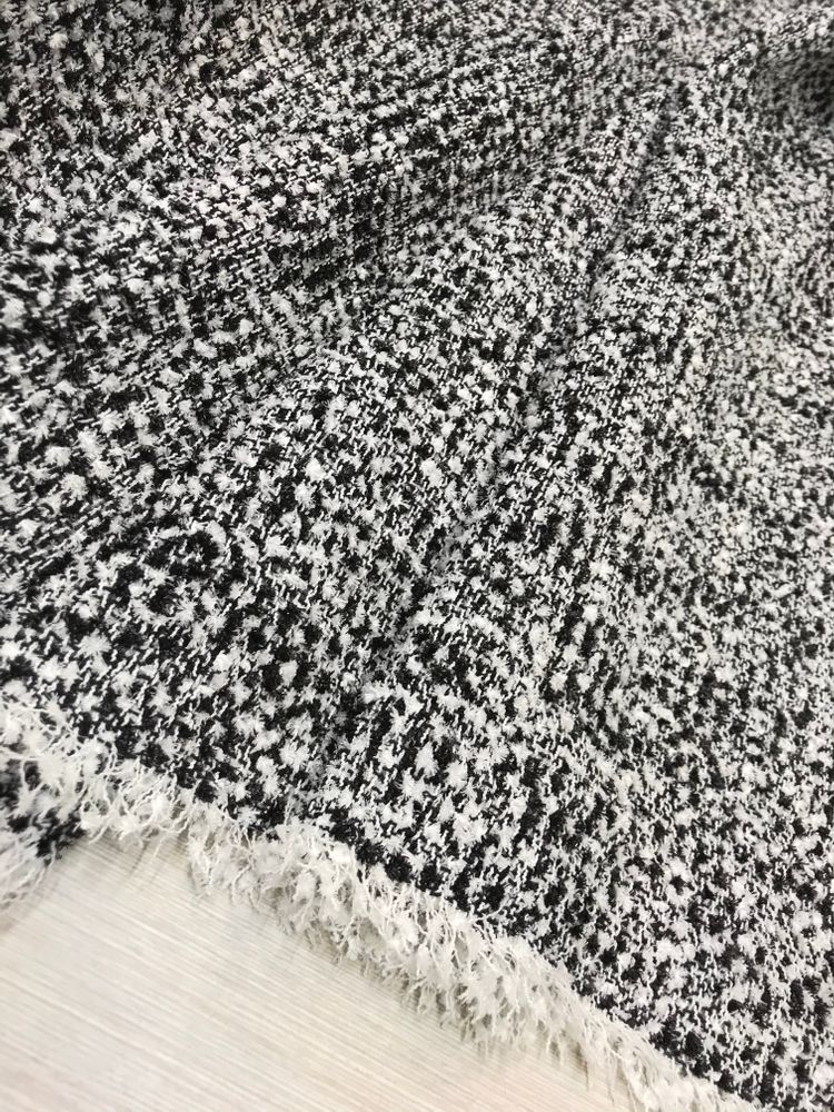 Двухсторонний твид из хлопка и вискозы черно-белый меланж