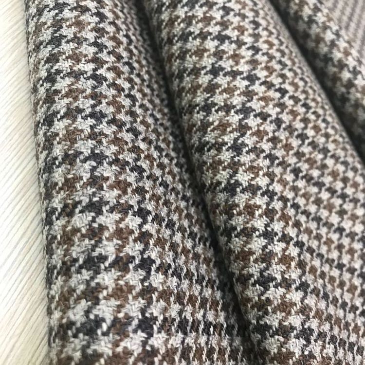 Костюмная шерсть в гусиную лапку DG серого цвета