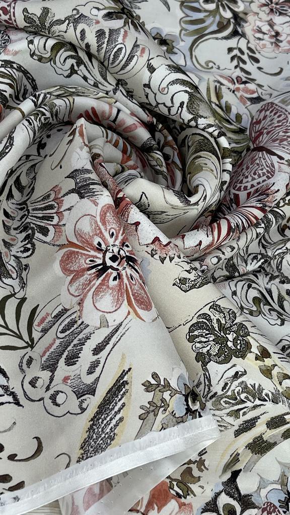 3,2м Шелк атласный с эластаном в стиле D.or фон молочный с цветочным принтом