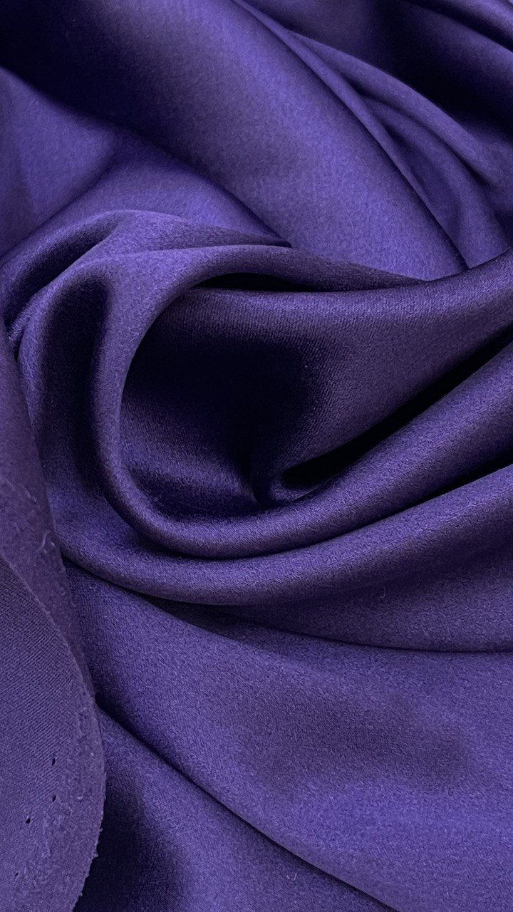 Шелк атласный с эластаном Scervin0 насыщенный фиолетовый