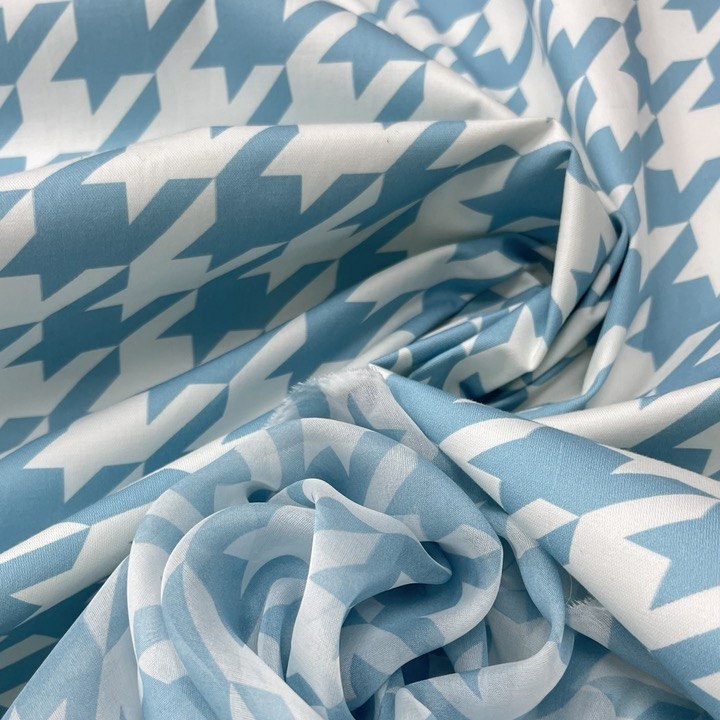 Полированной хлопок с эластаном фон белый/крупная голубая гусиная лапка