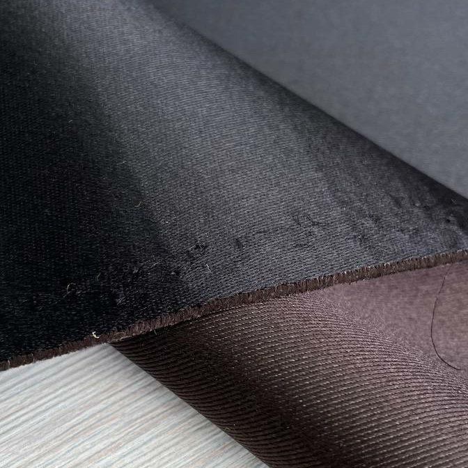 Дизайнерский атласный шелк двухсторонний костюмно-плательный цвет черный/горький шоколад