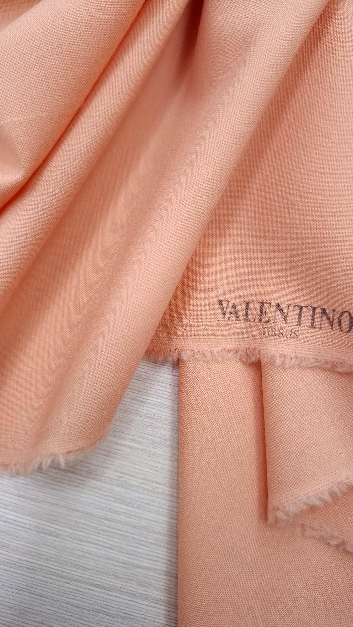 1.61м Костюмная шерсть с шёлком V@lentino