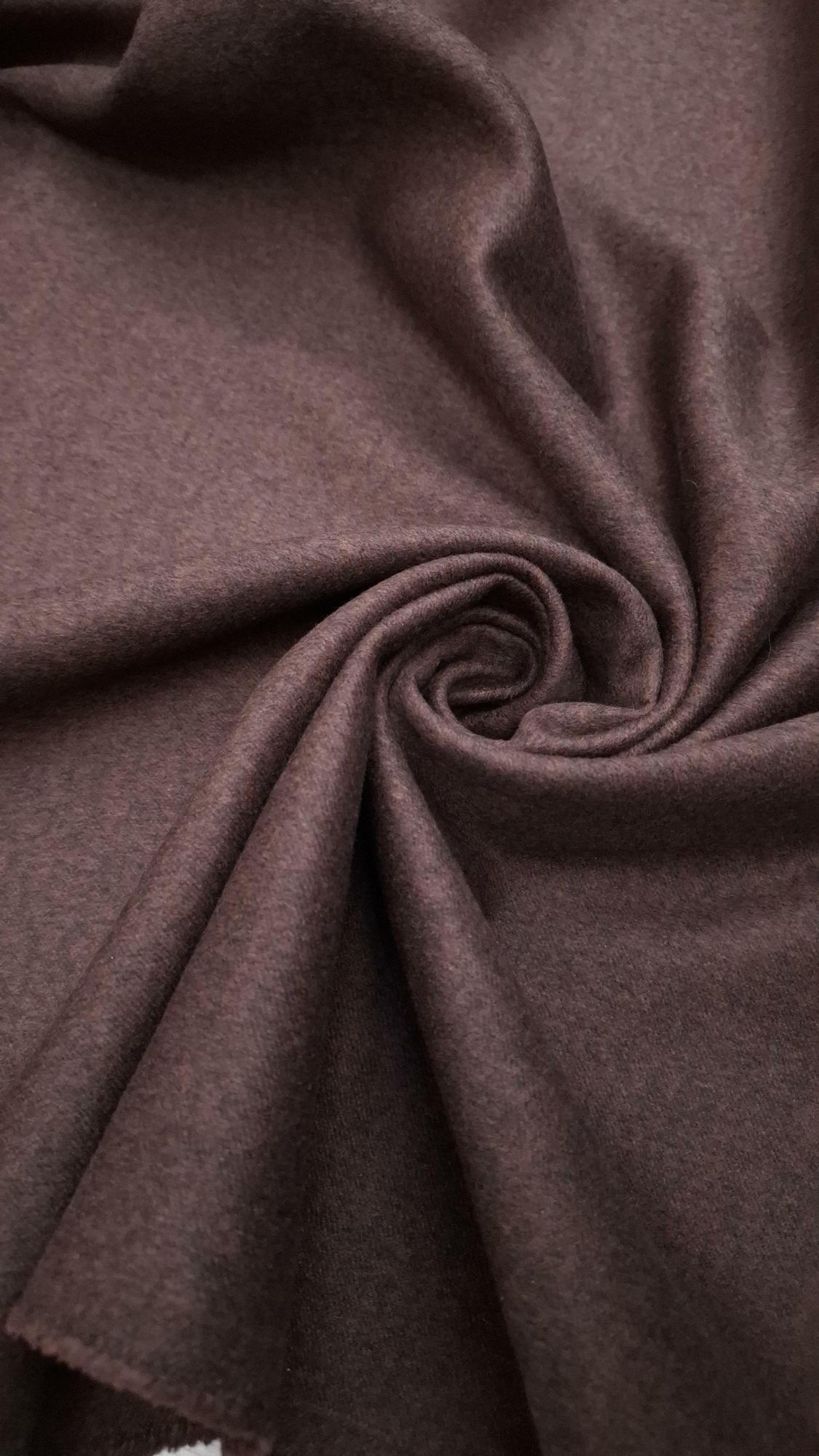 Пальтовый кашемир с шерстью и шелком double L0ro Pi@na коричневого/шоколадного цвета