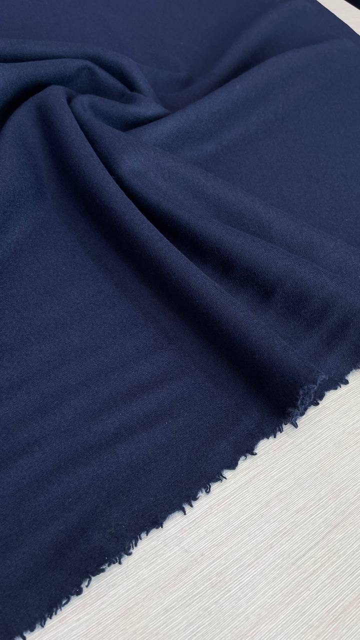 Костюмная шерсть трикотажная Cerru.tti темно-синего цвета