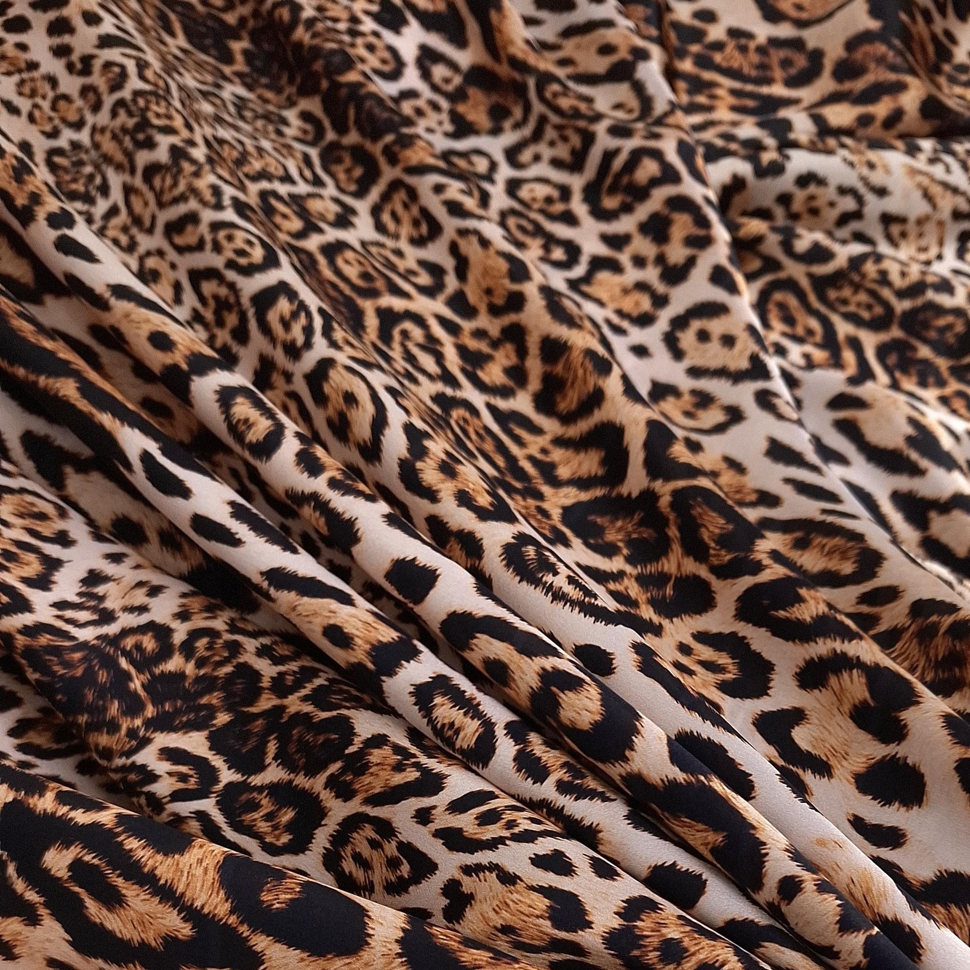 Шелк атласный с леопардовым принтом