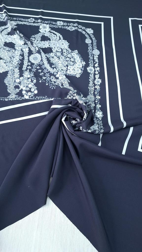 Шелк атласный с эластаном H.ermes  темно синий фон с цветами купон 1,5м