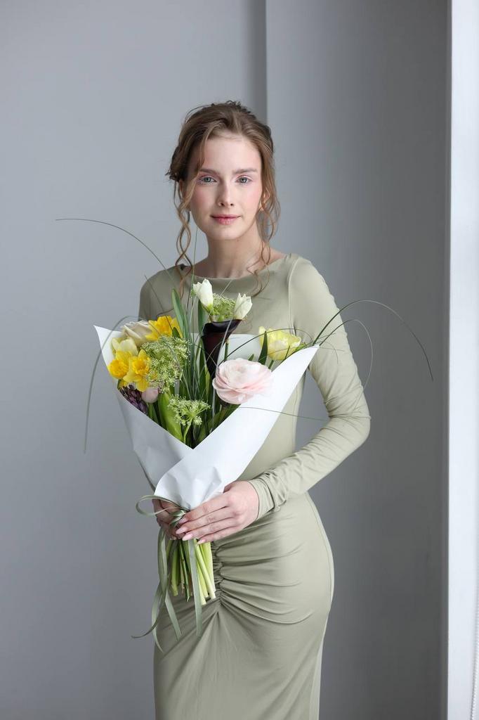 Сборный букет M_8000р