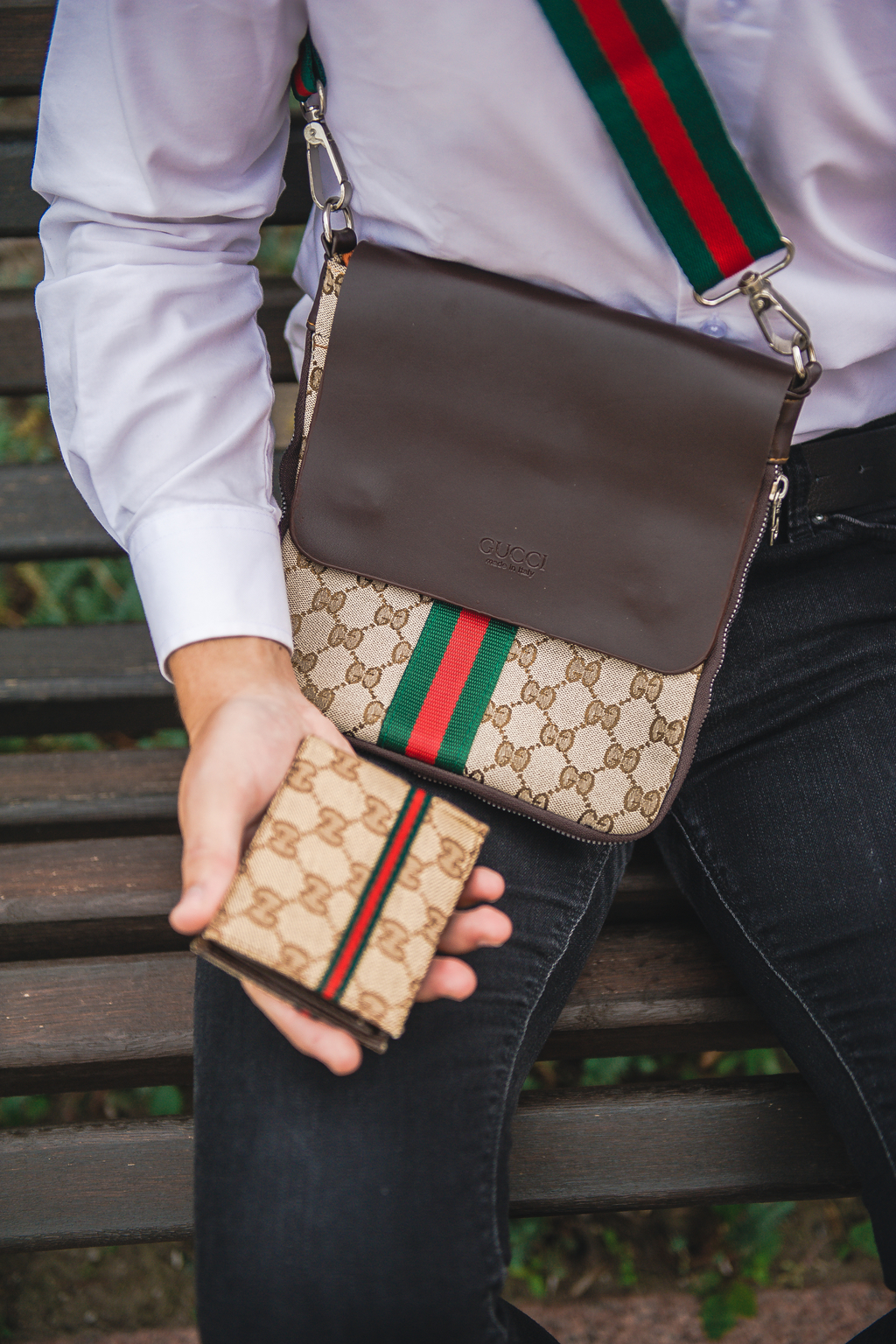 Мужская Сумка через плечо Gucci бежевая