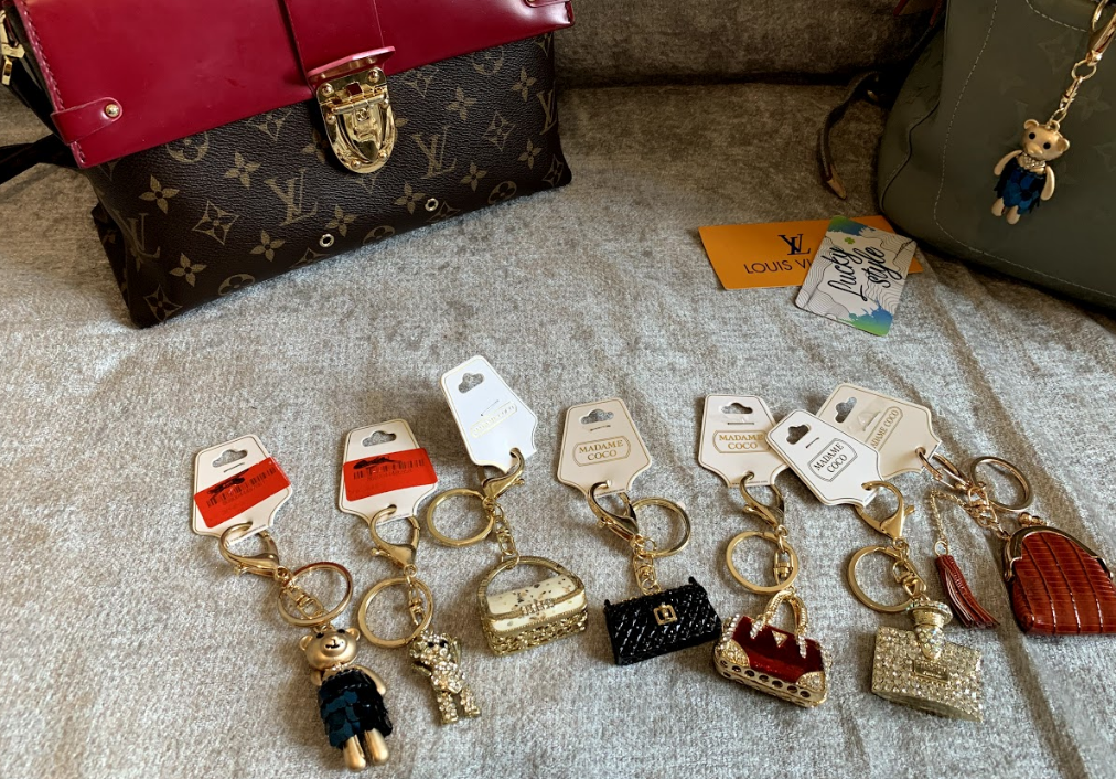 Gold bear 7909