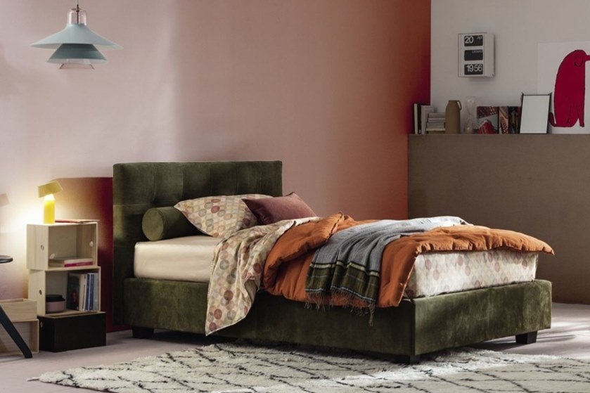 Miegamojo lova ,,Max capitonne''