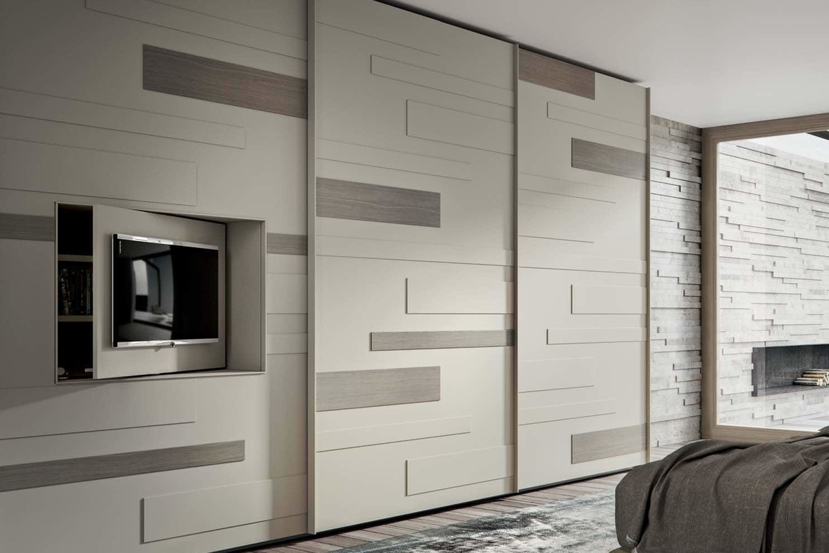 Moderni spinta ,,Segmenta''