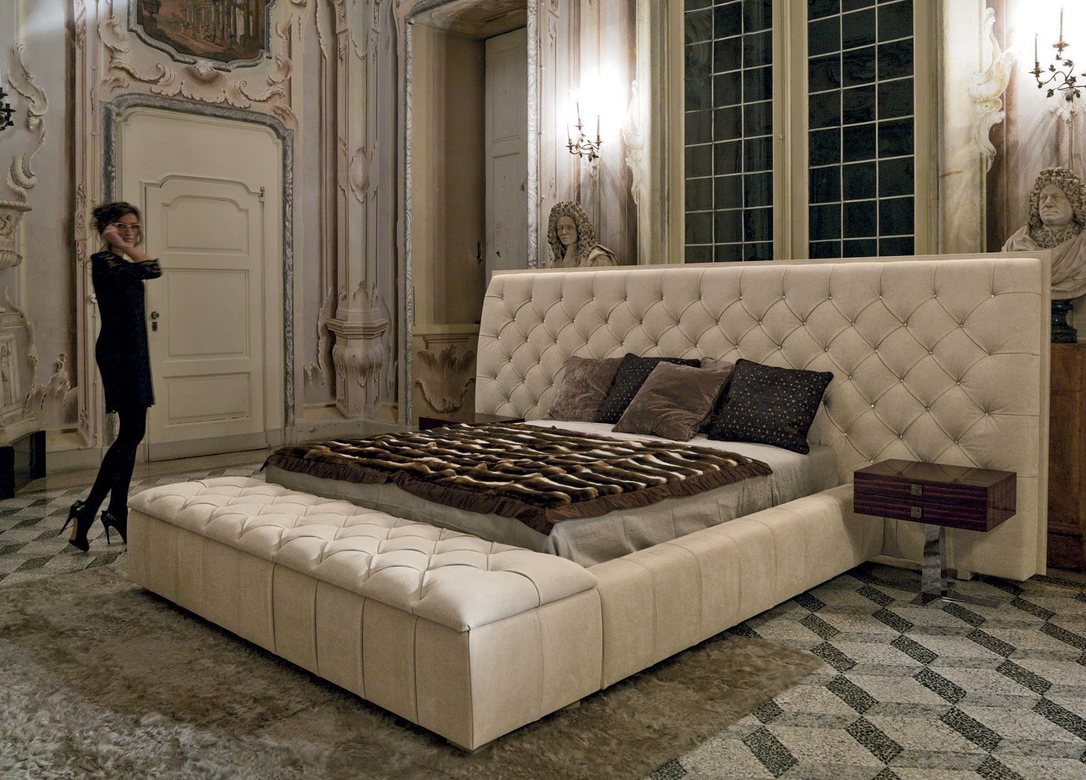 NAPOLEON BED