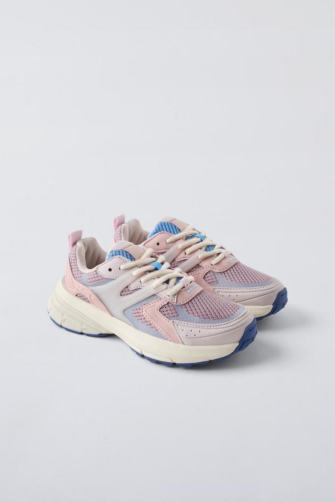 Кросівки спортивні снікерси