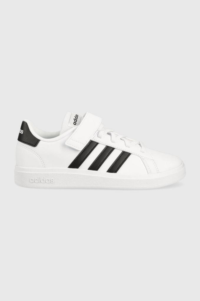 Спортивні кросівки