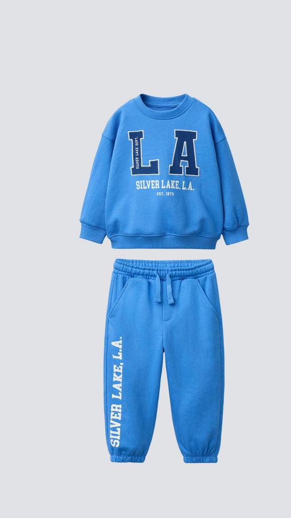 Костюм-двійка з вишитим написом Синій