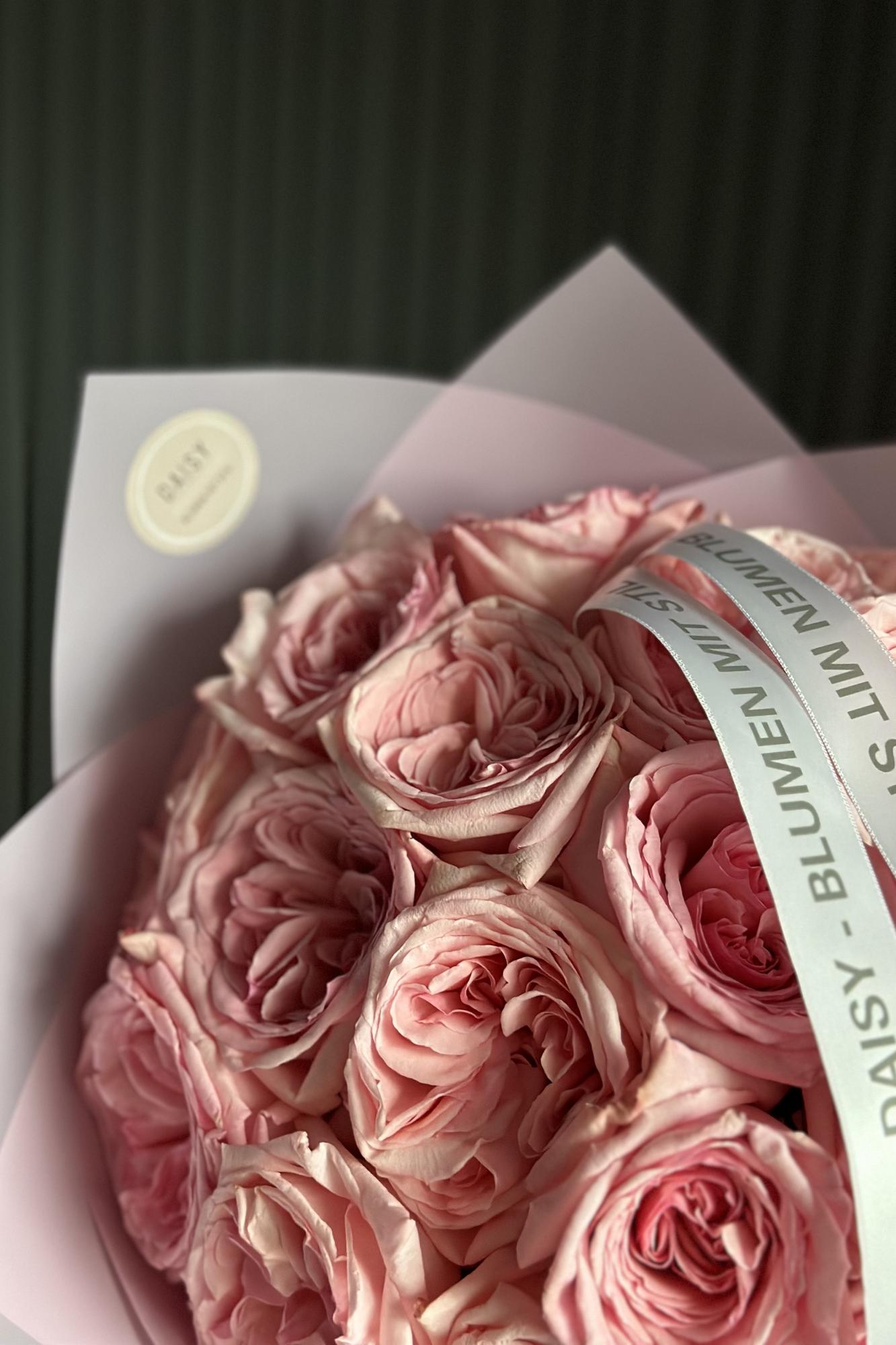 Daisy Mono Strauß "Oh, Paris"