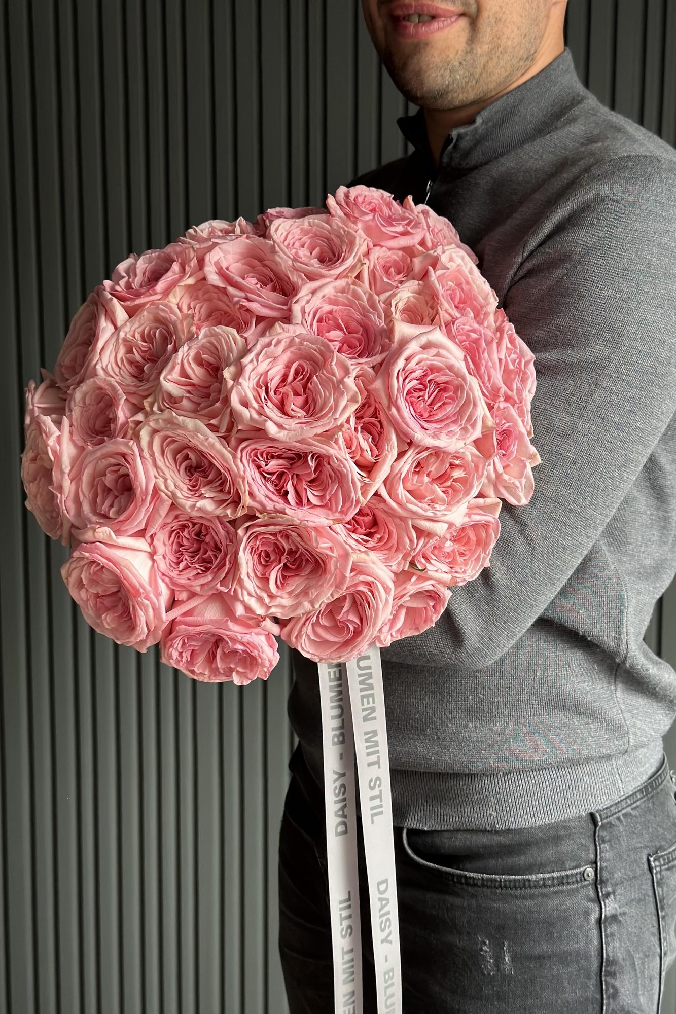 Daisy Mono Strauß "Oh, Paris"