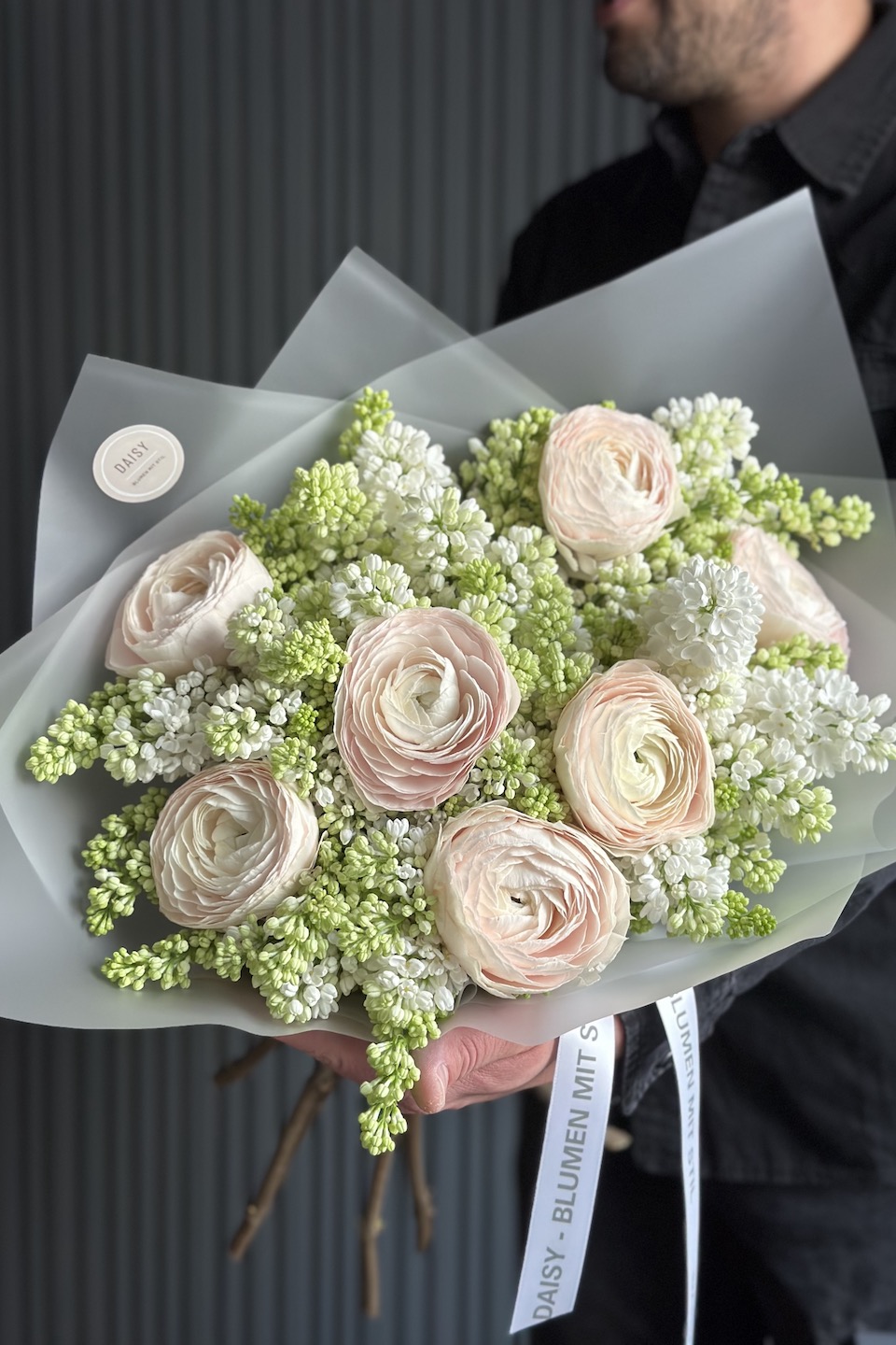 Daisy Duo Strauß "Syringa-Ranunkel"